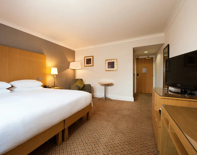 غرفة عائلية بسرير كوين، Doubletree By Hilton Strathclyde 1/3