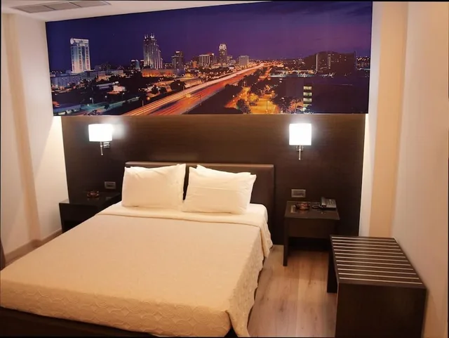غرفة ثلاثية، ATHENS CITY HOTEL 3/9