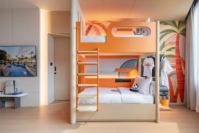 Silver, Family, Suite, King Bed, Bunk Bed, Sea View، Hard Rock Hotel Pattaya 3/8