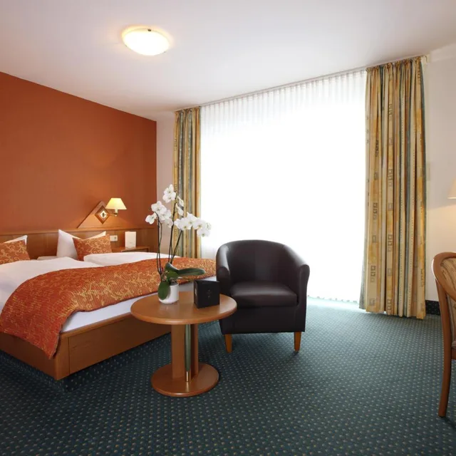 Room, Double Bed, Side Sea View, Balcony، Hotel Bernstein 7/8
