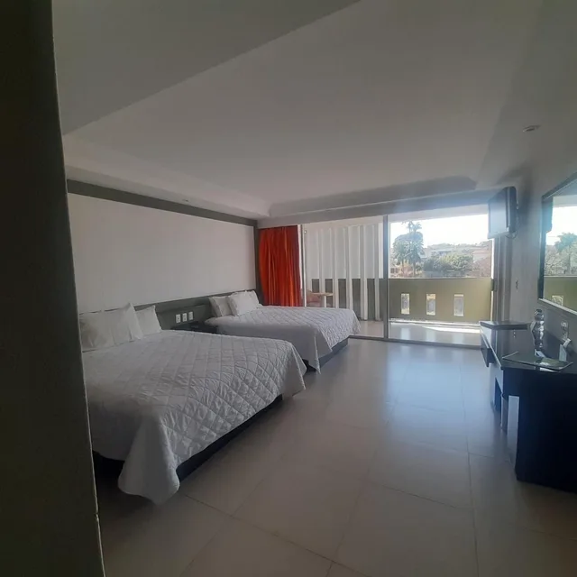Suite, Quadruple, Hotel Borda Cuernavaca 2/10