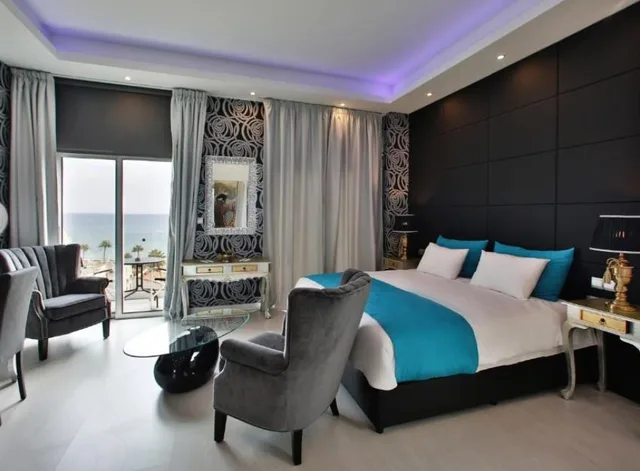 جناح جونيور بسرير كينج، The Josephine Hotel 2/2