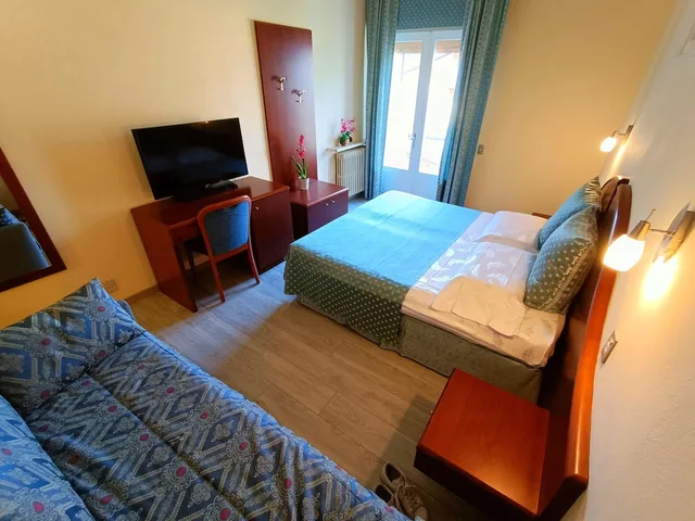 غرفة تنفيذية بسرير مزدوج وسرير بطابقين بغرفة نوم واحدة، Villa Isabella Hotel & Residence 4/8