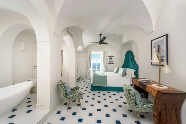 Romantic, Junior Suite, Miramalfi Hotel 4/4