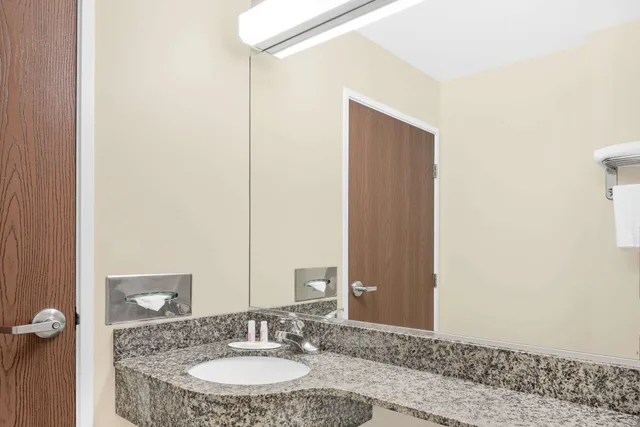 غرفة بسريرين كوين لذوي الإعاقة، Microtel Inn & Suites By Wyndham Waynesburg 8/10