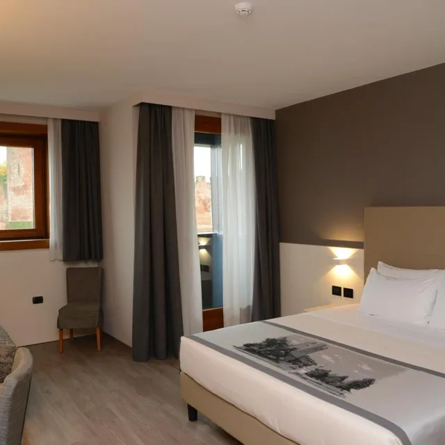 غرفة بسرير مزدوج، Albergo Roma, Bw Signature Collection 1/10