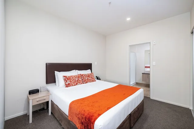 شقة بسرير كينج بغرفة نوم واحدة، Ramada Suites by Wyndham Christchurch City 2/5