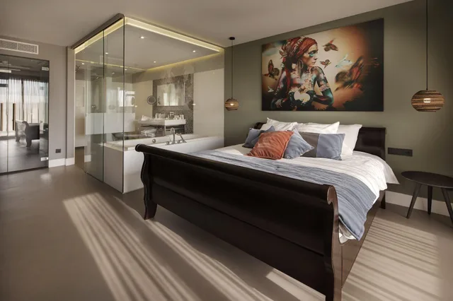 East, Suite، Van Der Valk Hotel Sassenheim-Leiden (8Km From Leiden) 1/3