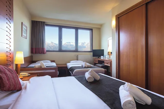 Classic, Quadruple, Twin Beds, 2 Trundle Beds، Hotel La Plagne Le Terra Nova - Winter 1/10