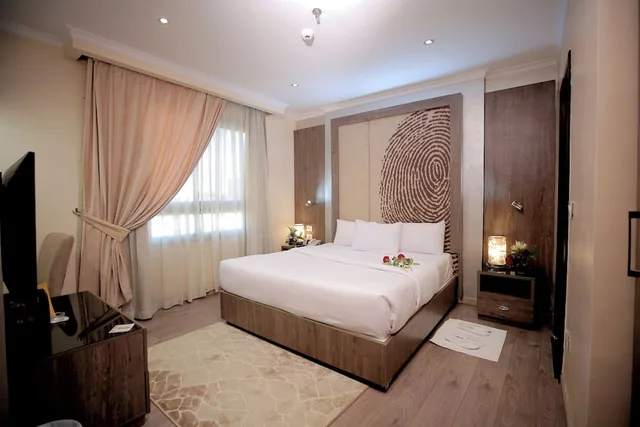 غرفة سوبيريور بسرير كينج، Cairo Taj Dokki Families Tower Hotel 2/10