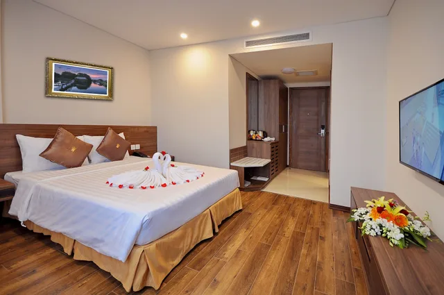 غرفة ديلوكس بسرير كوين بإطلالة على البحر بشرفة، Lenid Nha Trang Hotel 7/10