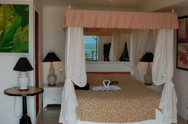 بنتهاوس بسرير كينج، The Orchid Hotel And Spa Kalim Bay 9/10