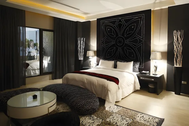 بنغل بسرير كوين، Dryad Motel 2/2