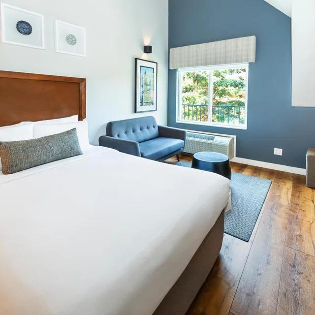 Loft, Suite, King Bed، Banff Inn 1/10