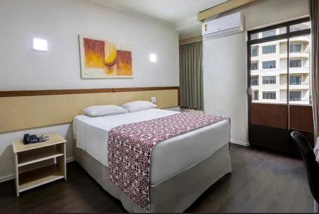 غرفة قياسية ثلاثية بثلاثة أسرّة، Hotel Euro Suite Sao Paulo by Nacional Inn 3/9