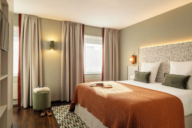 غرفة ديلوكس عائلية بسرير كوين، Hotel D Basel 1/8