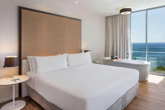 جناح جونيور بسرير مزدوج، Melia South Beach 1/10