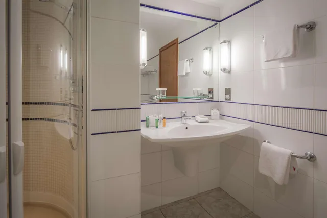 غرفة ديلوكس عائلية، Hilton Cardiff Hotel 6/6