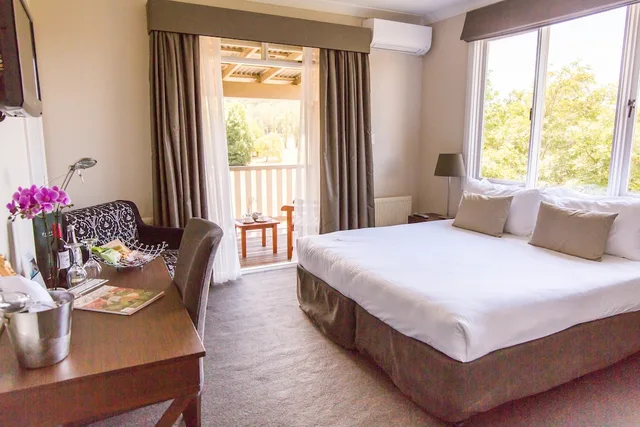 غرفة بسرير كينج بشرفة، Peppers Craigieburn Bowral 3/7