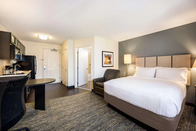 Studio, Queen Bed, Sonesta Simply Suites Houston Nasa Clear Lake 1/3