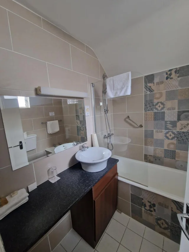 غرفة مفردة، Arnolds Hotel 7/7