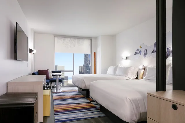 غرفة بسريرين كوين لذوي الإعاقة، Aloft Chicago Mag Mile 3/8