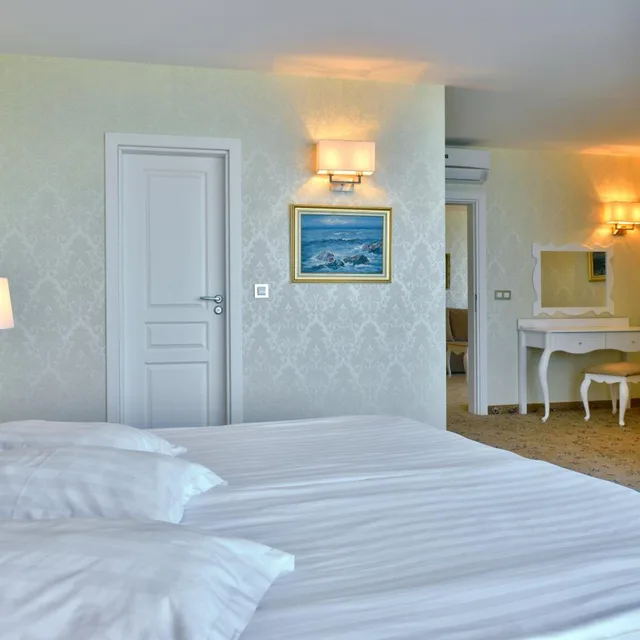 جناح ديلوكس بشرفة بغرفة نوم واحدة، Marina Grand Beach 1/5