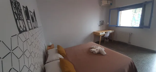 City, Double or Twin Bed، Sabatico Travelers Hostel 2/2