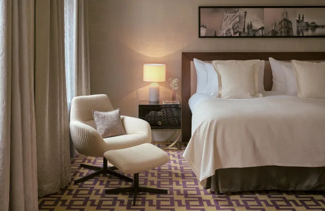 جناح غراند ثلاثي بسرير مزدوج، Hotel Alden Splugenschloss Zurich - Leonardo Limited Edition 3/5