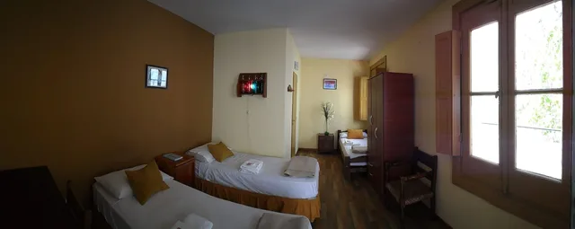 غرفة ديلوكس ثلاثية بثلاثة أسرّة، Sabatico Travelers Hostel 1/1