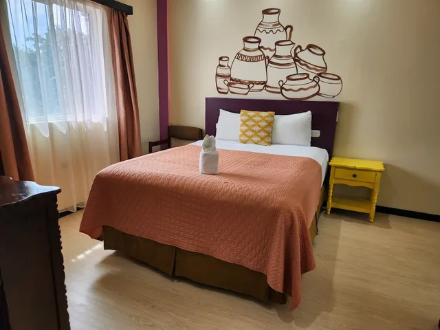 غرفة ثلاثية، Park Place Hotel 3/3