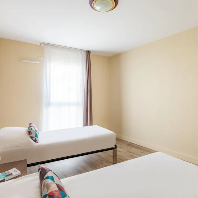 2 Bedrooms, Apartment, Double Bed, Appart City Classic Nice 1/6