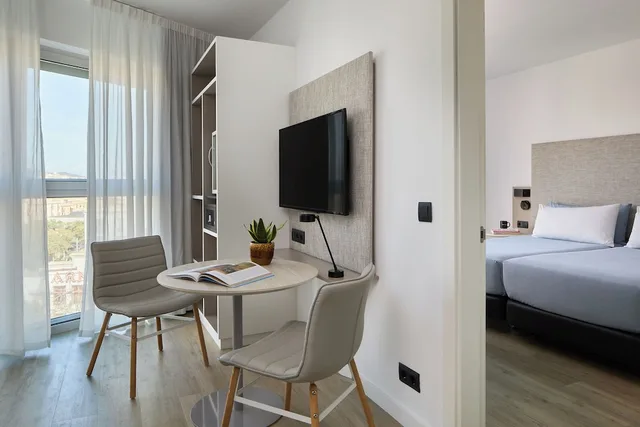 لوفت، Innside by Melia Barcelona Apolo 8/10