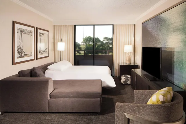 جناح بشرفة بغرفة نوم واحدة، Omaha Marriott 1/2