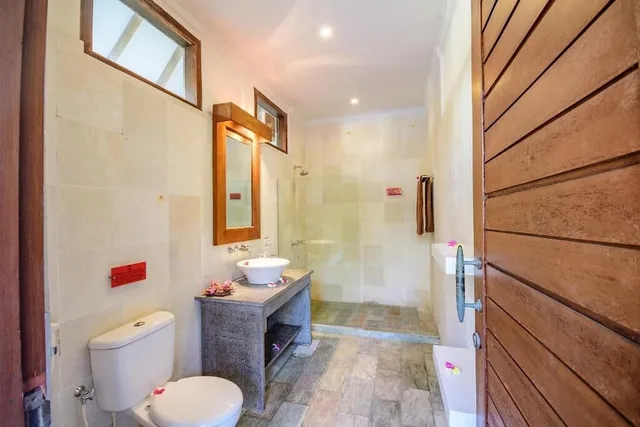 فيلا عائلية بسرير كينج وسرير فردي وسرير كوين بغرفتي نوم، Kelapa Luxury Villas 10/10