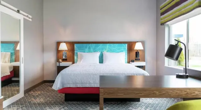 غرفة بسرير مزدوج لذوي الإعاقة، Hampton Inn & Suites Alpena 1/1