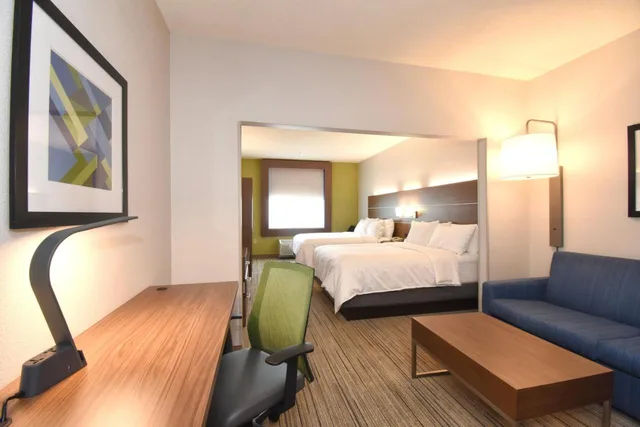 غرفة بسريرين كوين لذوي الإعاقة، Holiday Inn Express Hotel And Suites Southern Pines Pinehurst Area 1/2