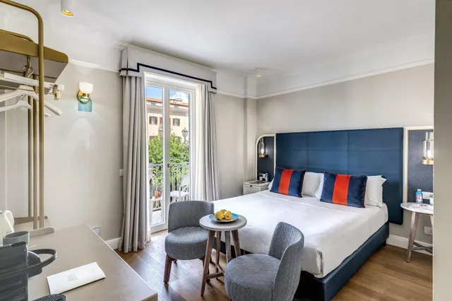 غرفة سوبيريور بإطلالة على الحديقة بشرفة، Hotel Mediterraneo Sorrento 2/3