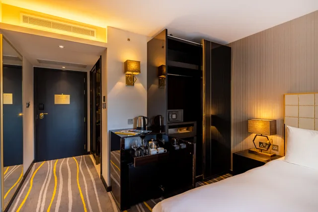 غرفة سوبيريور بسرير مزدوج، Leonardo Hotel London Aldgate - Formerly Hotel Saint 3/4