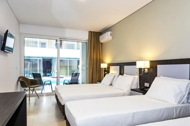 Family, 1 Double and 1 Single Bed, Land View، White Olive Premium Laganas 1/8