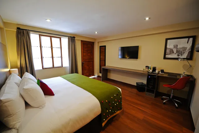 غرفة سوبيريور بسرير مزدوج بإطلالة، Union Hotel Cusco 1/4