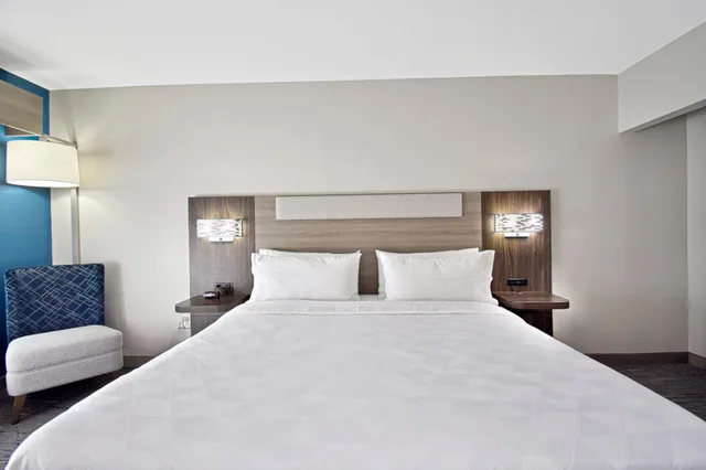جناح بسرير كينج، Holiday Inn Express Boone 1/2