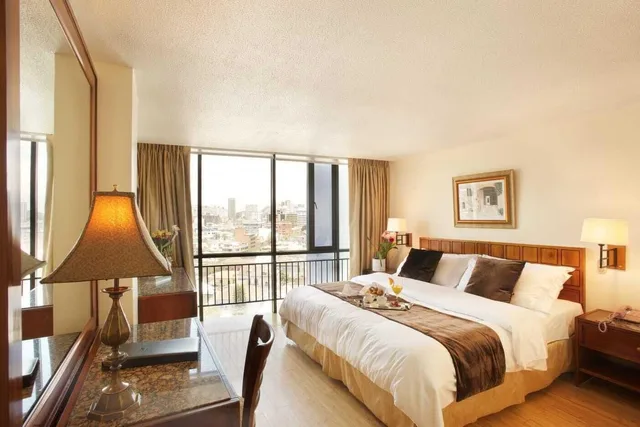 جناح جونيور، Rio Amazonas Hotel 1/3