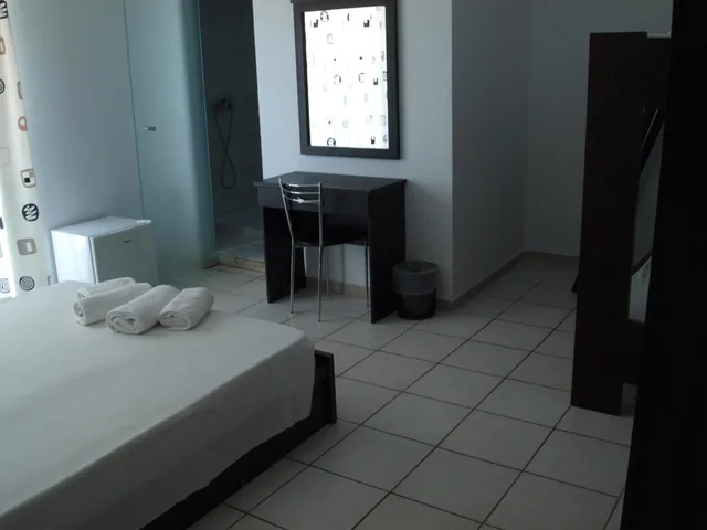 Room, Single, CARINA HOTEL 1/3