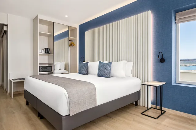 Super, Deluxe, King Bed, Sea View, Ramada Resort by Wyndham Puerto de Mazarron 2/7