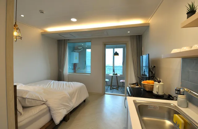 استوديو بسرير مزدوج، Bookchon Place Jeju 1/1