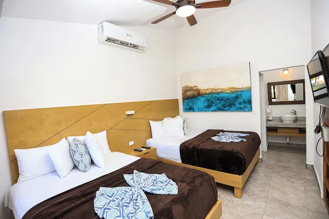 Renovated, Superior, 2 Double Beds, King Bed، Buena Vista Oceanfront & Hot Springs Resort 3/10