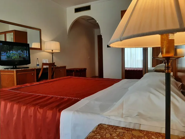 غرفة بسرير مزدوج بإطلالة على البحر، Parco Dei Principi Hotel 1/3