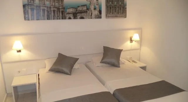 غرفة قياسية بسرير مزدوج أو سريرين منفصلين، Blue Nest Hotel 1/1