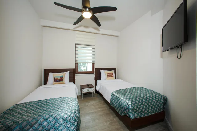 غرفة عائلية بسريرين منفصلين، Assos Barbarossa Hotel 1/2